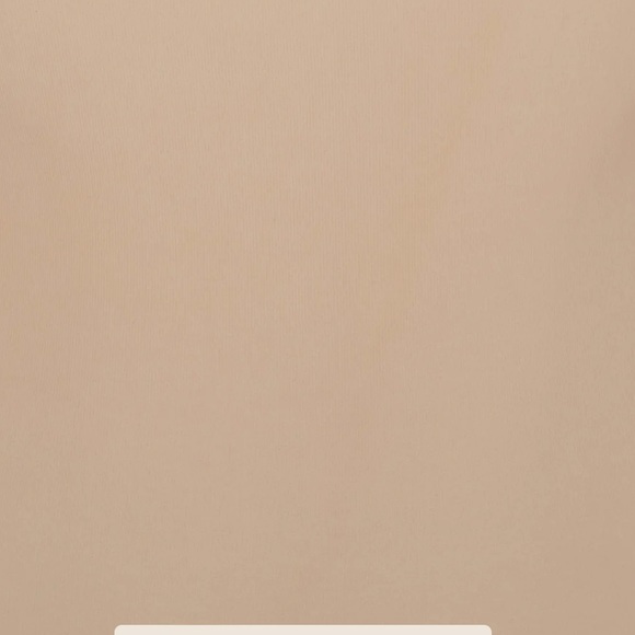 skims 
Shapewear Bodysuits
EVERYDAY SCULPT
MID THIGH BODYSUIT - Picture 3 of 8